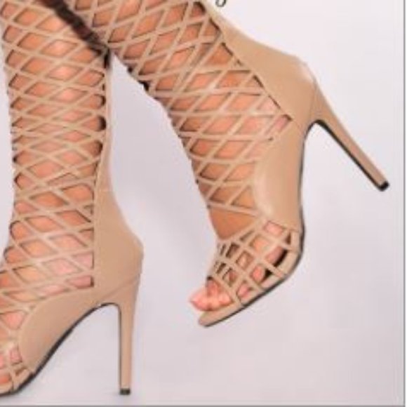 Shoes - ❌SOLD❌Faux/Leather Cage